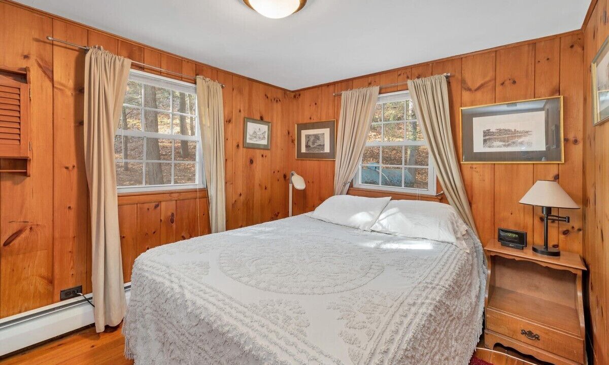 Photo of Bedroom in Alton Bay