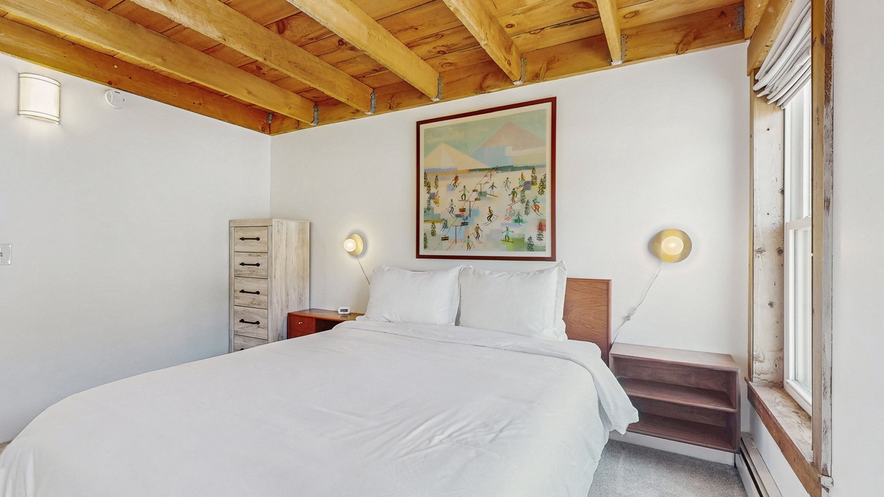 Photo of Bedroom in Proctorsville