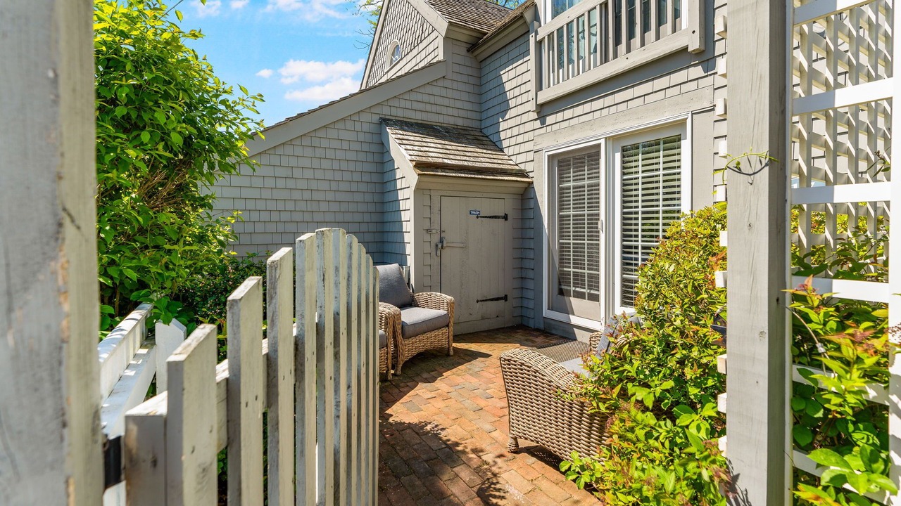 Photo of Patio Balcony in Mashpee