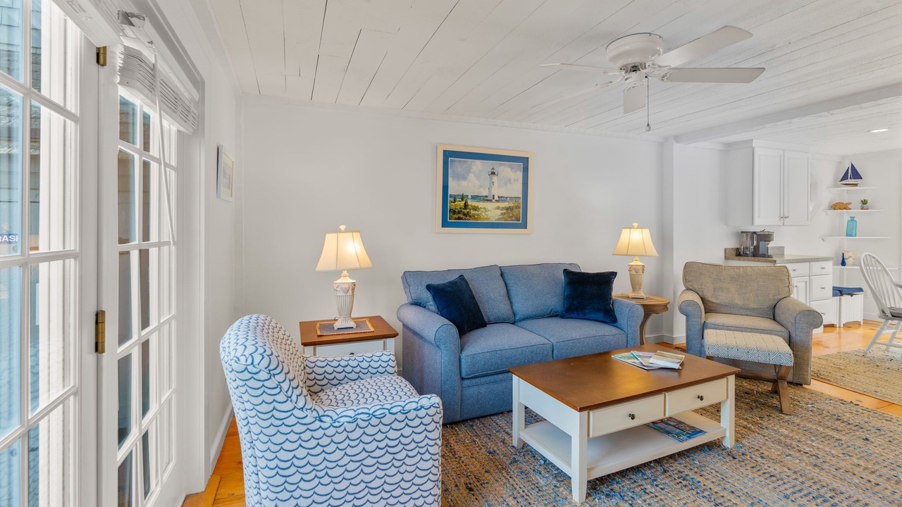 Photo of Livingroom in Mashpee