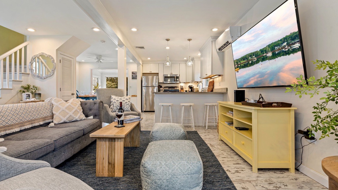 Photo of Livingroom in Kennebunkport