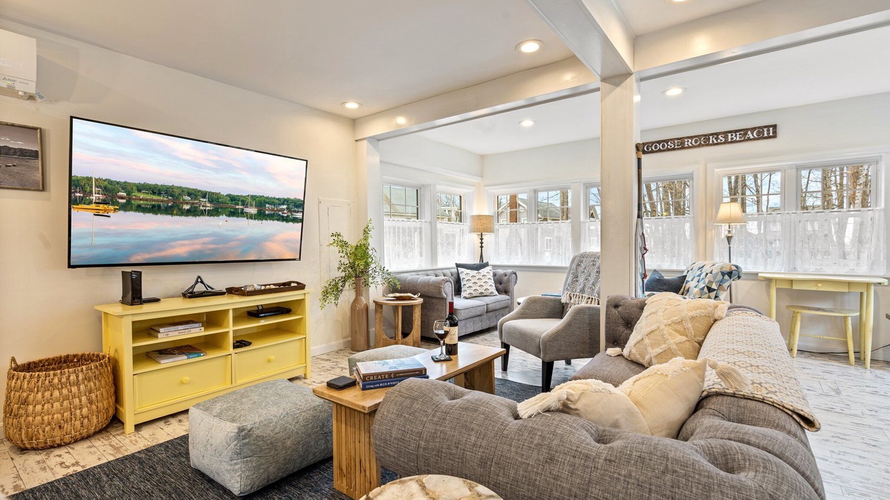 Photo of Livingroom in Kennebunkport