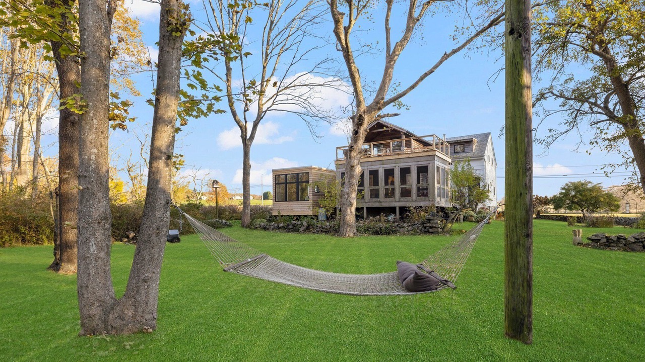 Photo of Outdoor in Tiverton