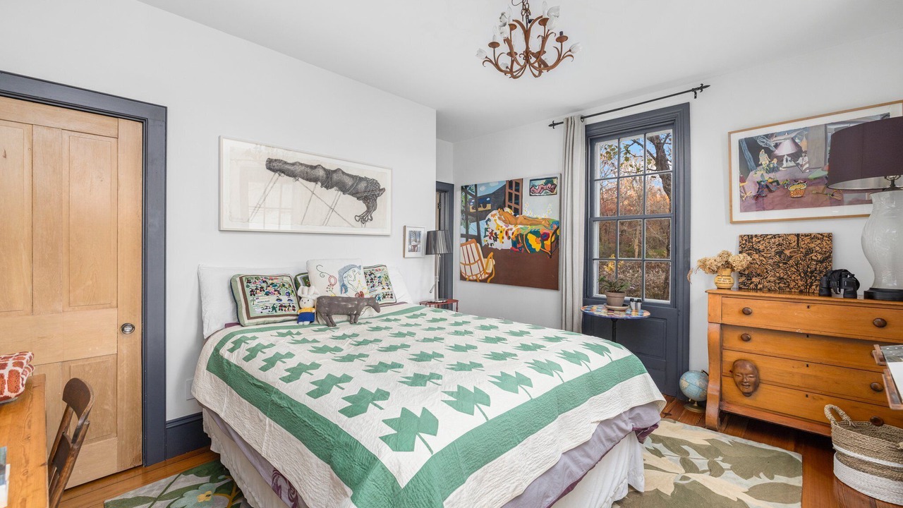 Photo of Bedroom in Tiverton