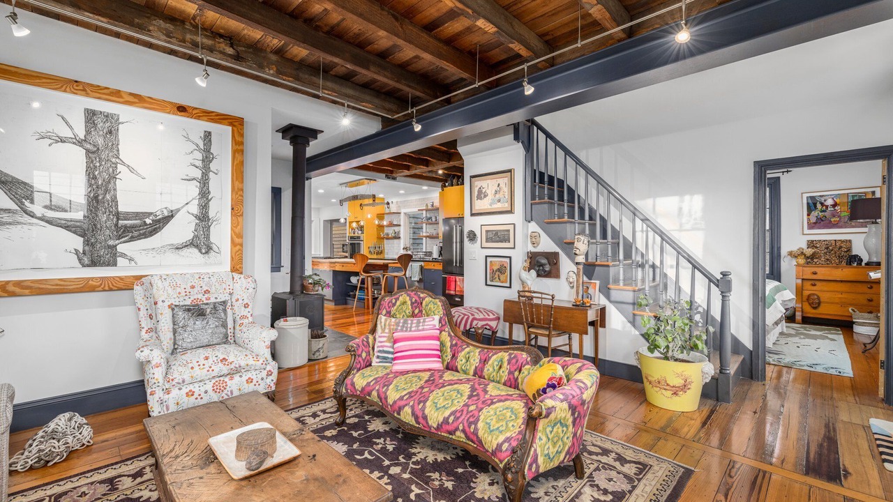 Photo of Livingroom in Tiverton