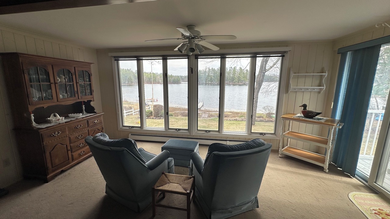 Photo of Livingroom in Raymond