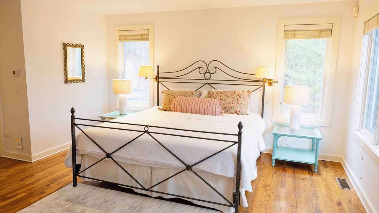 Photo of Bedroom in Lenox