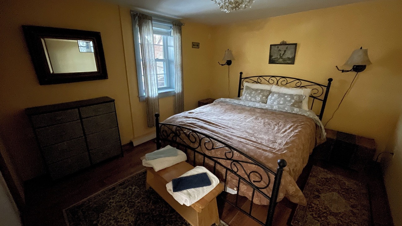 Photo of Bedroom in Bellows Falls