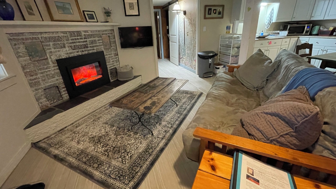 Photo of Livingroom in Bellows Falls