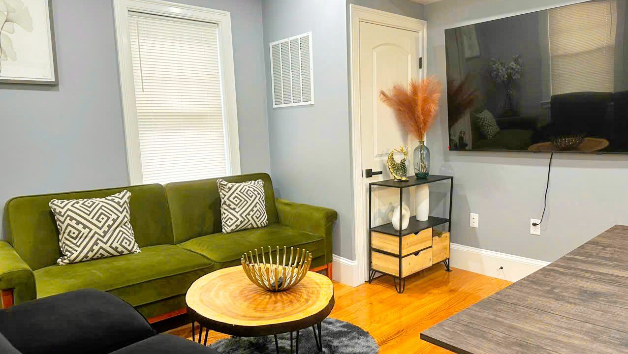Photo of Livingroom in Fields Corner West