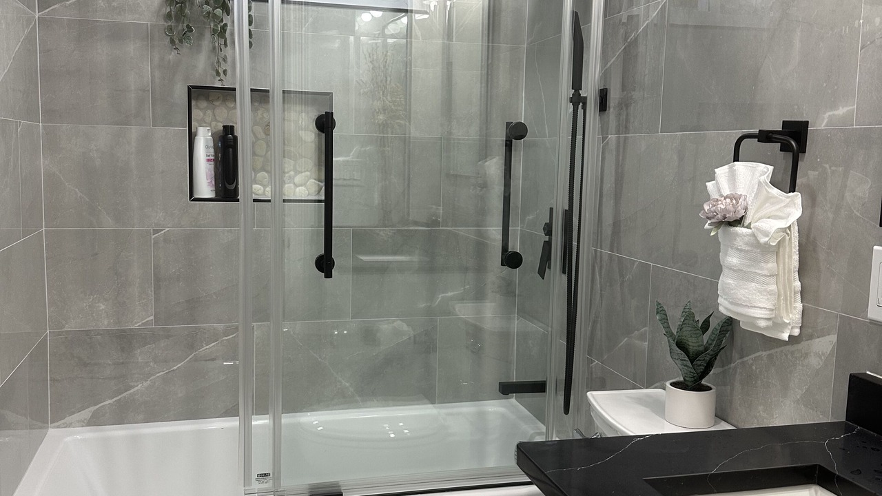Photo of Bathroom in Fields Corner West