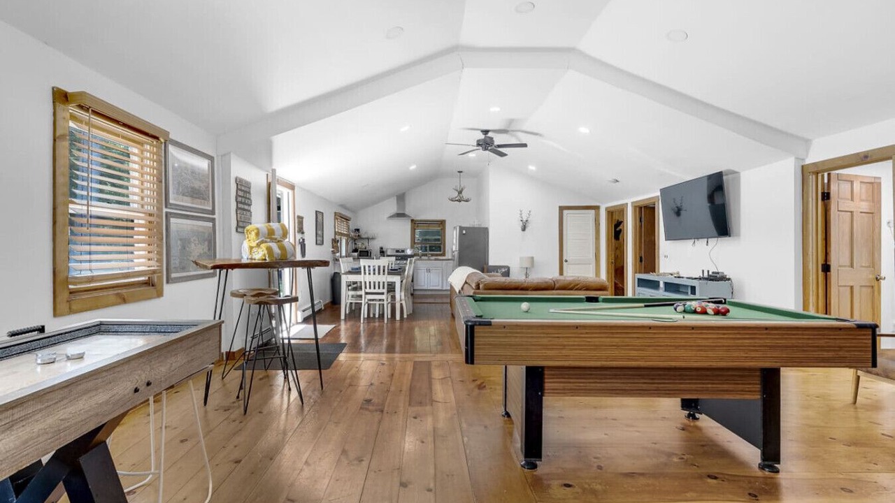 Photo of Bedroom in Moultonborough