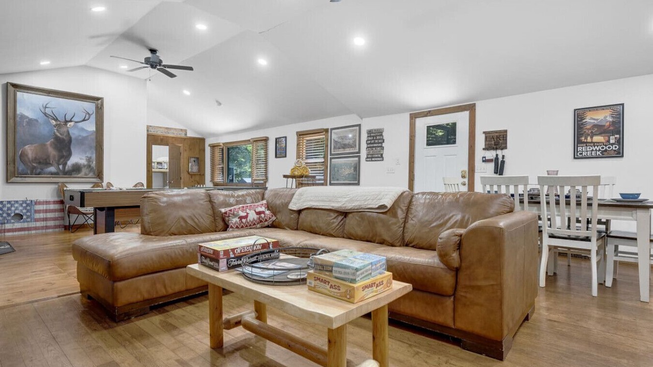 Photo of Bedroom in Moultonborough
