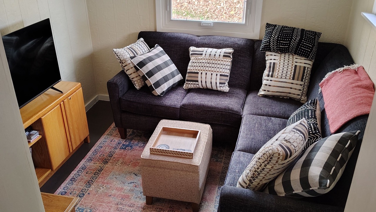 Photo of Livingroom in Jacksonville