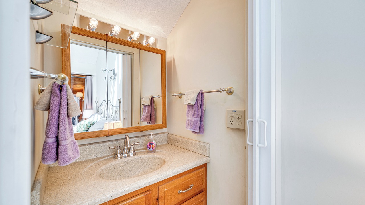 Photo of Bathroom in Campton