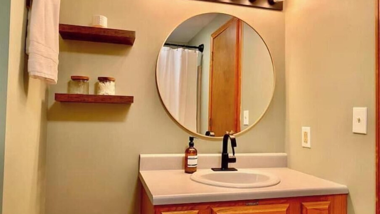 Photo of Bathroom in Moultonborough