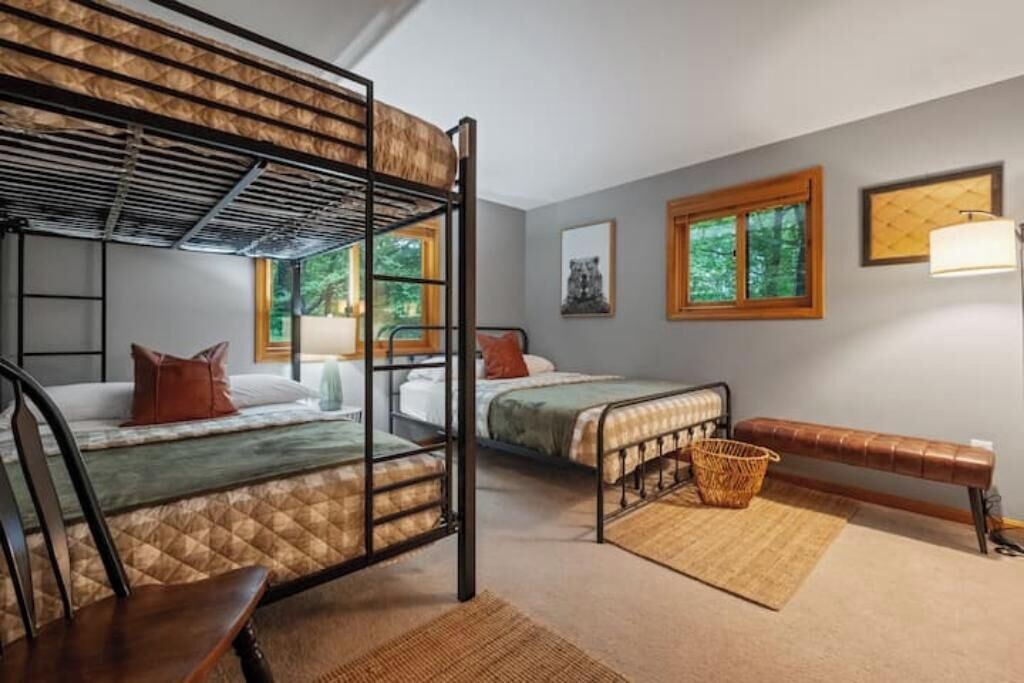 Photo of Bedroom in Moultonborough