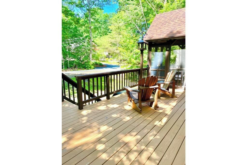 Photo of Patio Balcony in Moultonborough