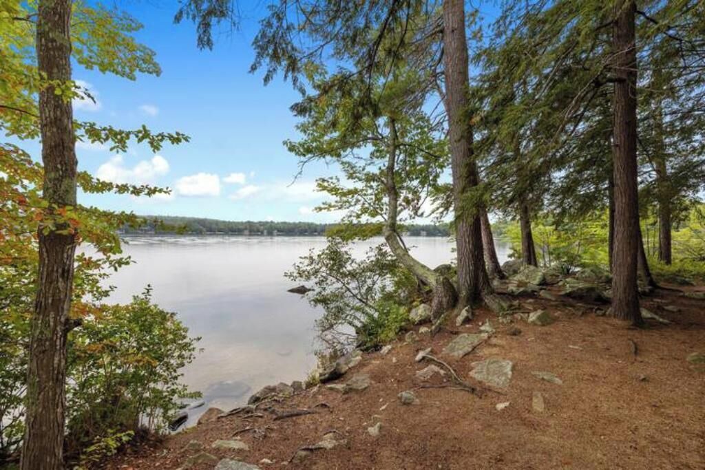 Photo of Others in Moultonborough