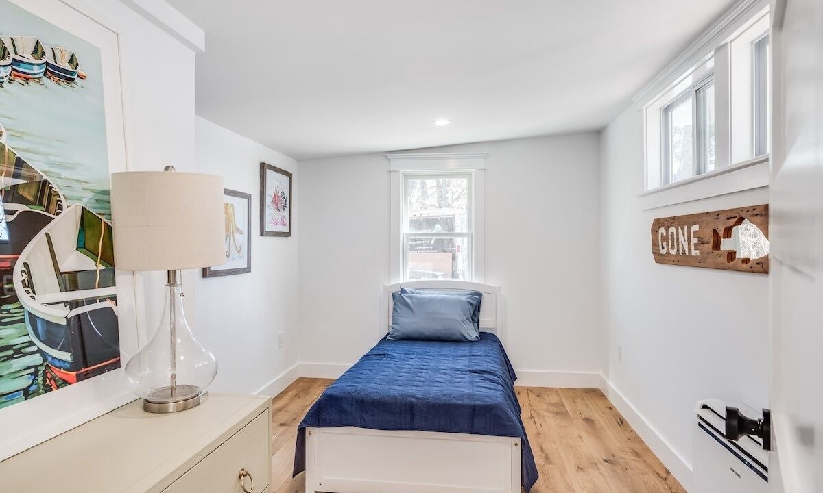 Photo of Bedroom in Mashpee