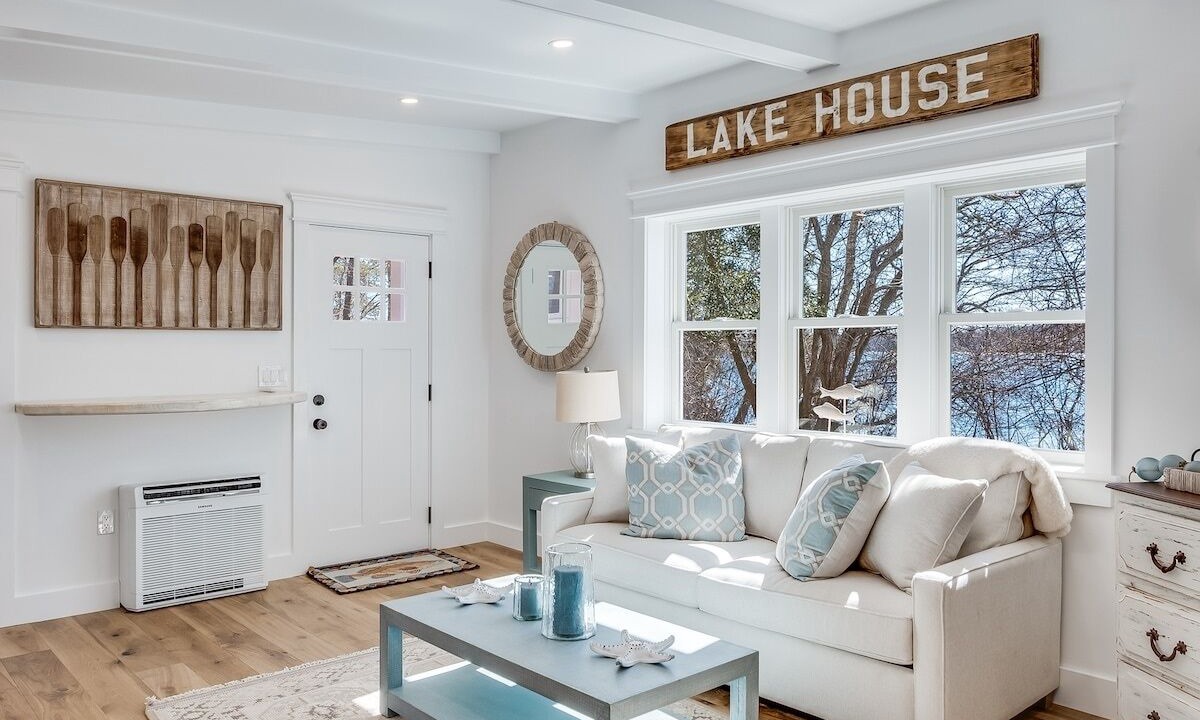 Photo of Livingroom in Mashpee