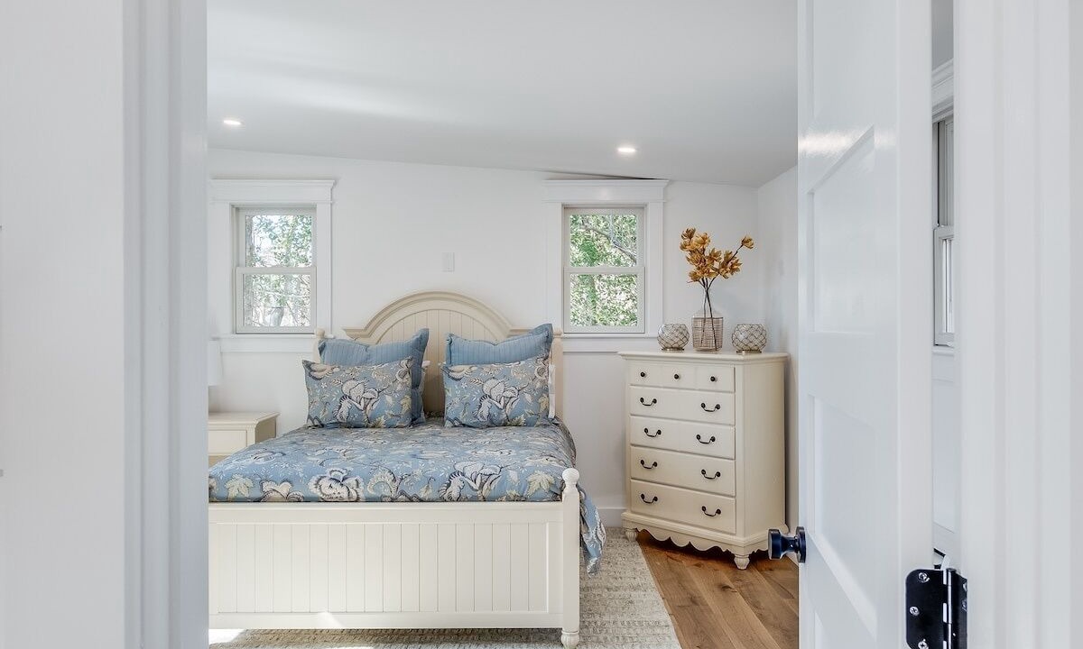 Photo of Bedroom in Mashpee