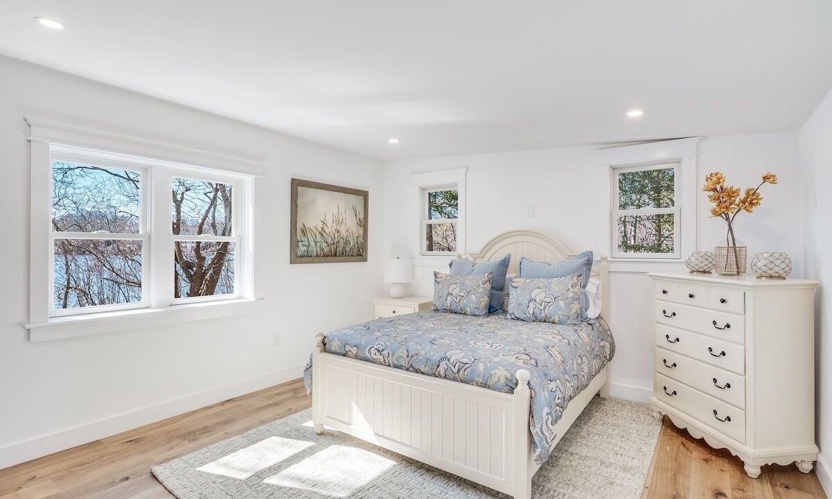 Photo of Bedroom in Mashpee