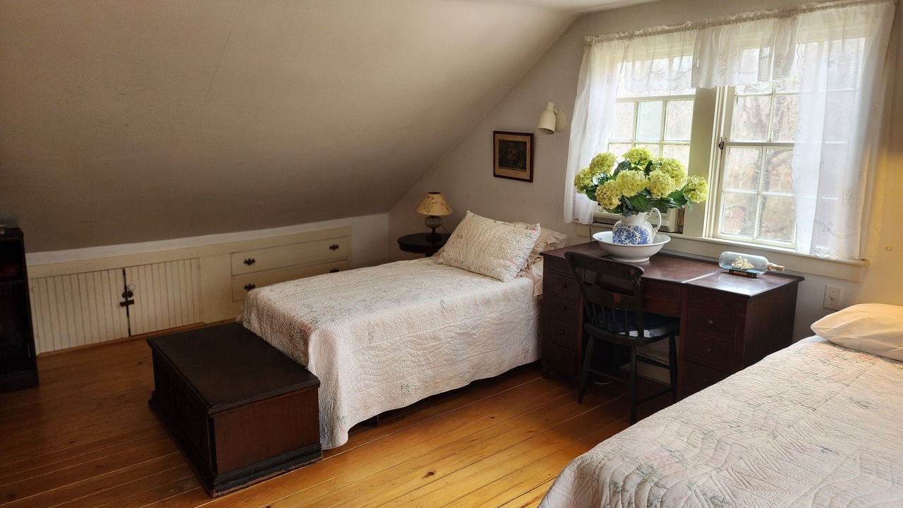 Photo of Bedroom in West Tisbury