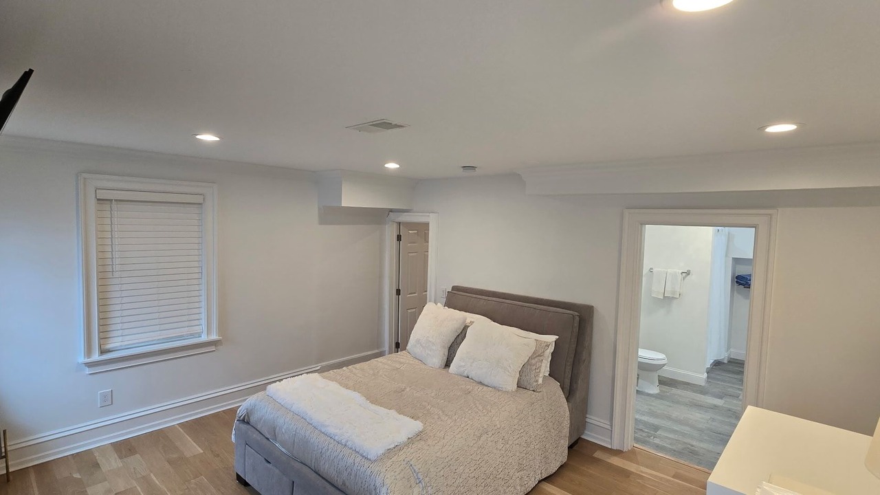 Photo of Bedroom in Bellevue Avenue Historic District