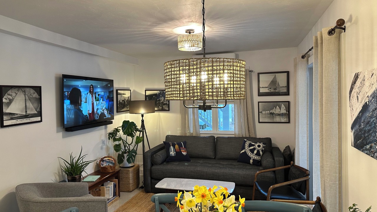 Photo of Livingroom in South Yarmouth