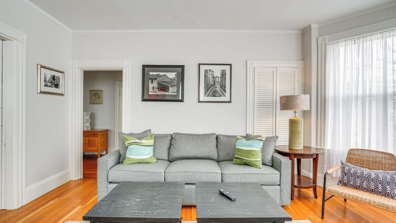 Photo of Bedroom in Mid-Cambridge