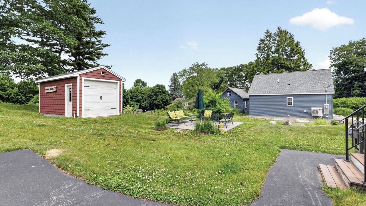 Photo of Outdoor in Pond Cove