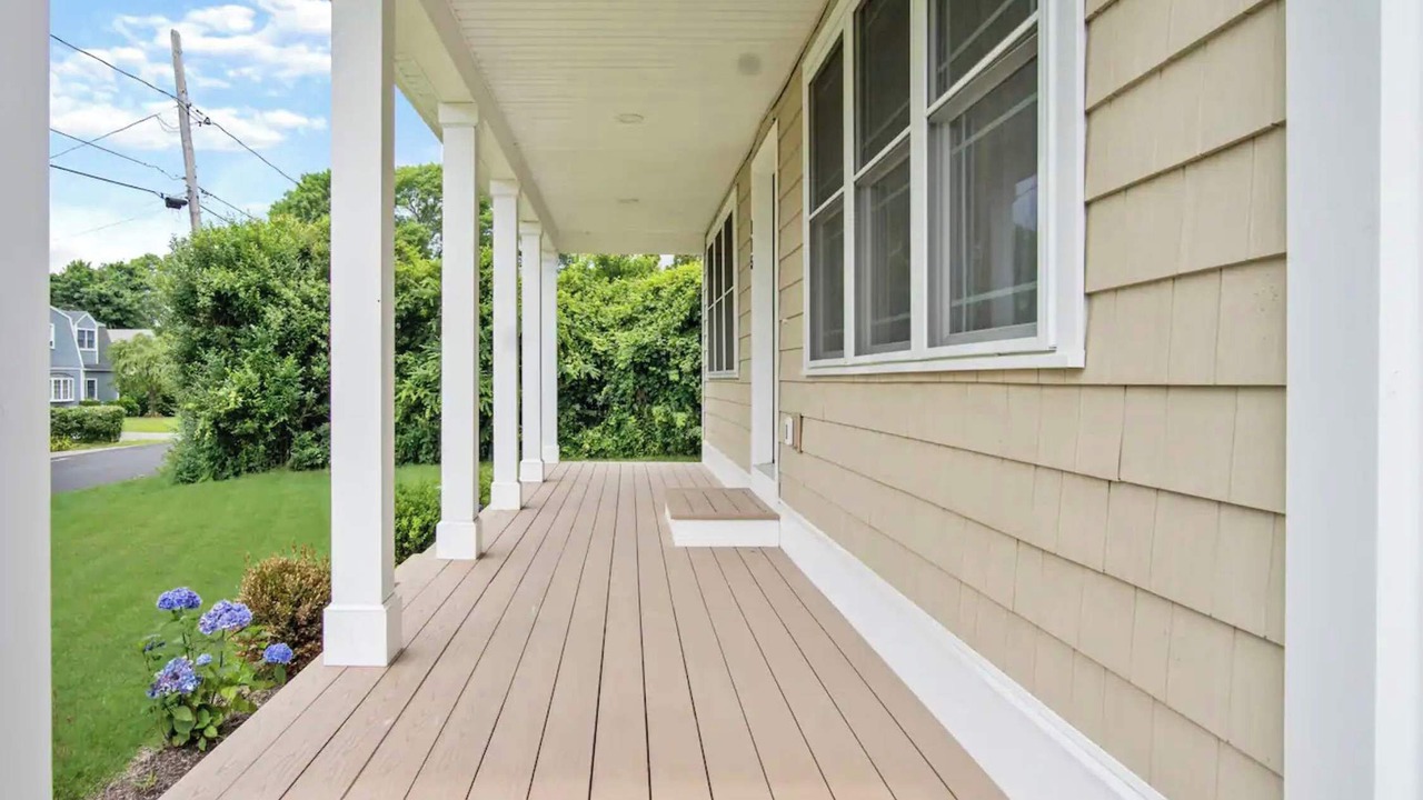 Photo of Patio Balcony in Newport East