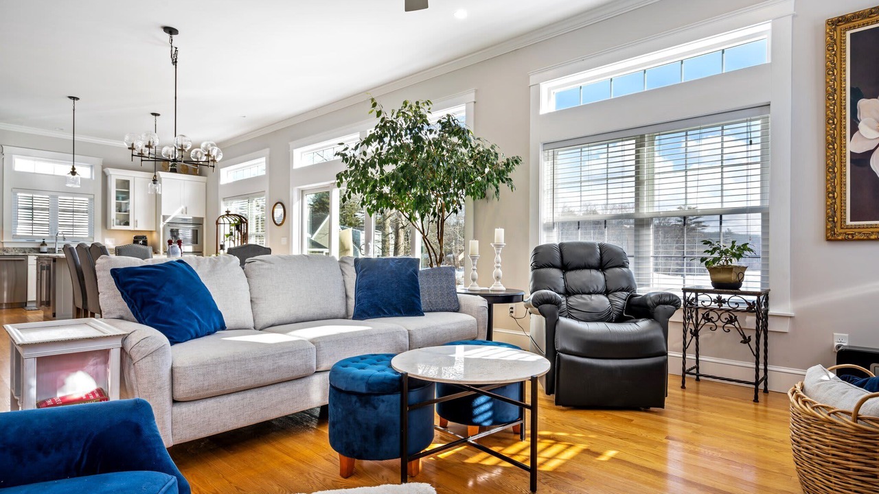 Photo of Livingroom in Old Orchard Beach