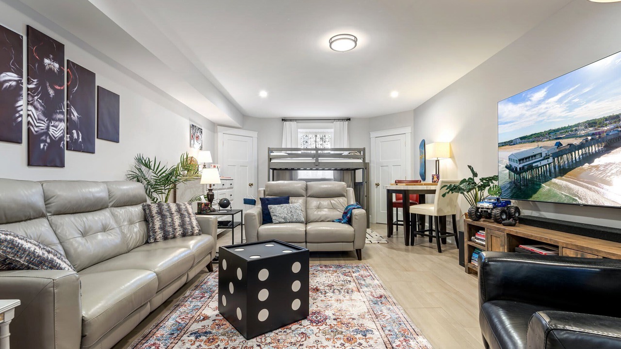 Photo of Livingroom in Old Orchard Beach