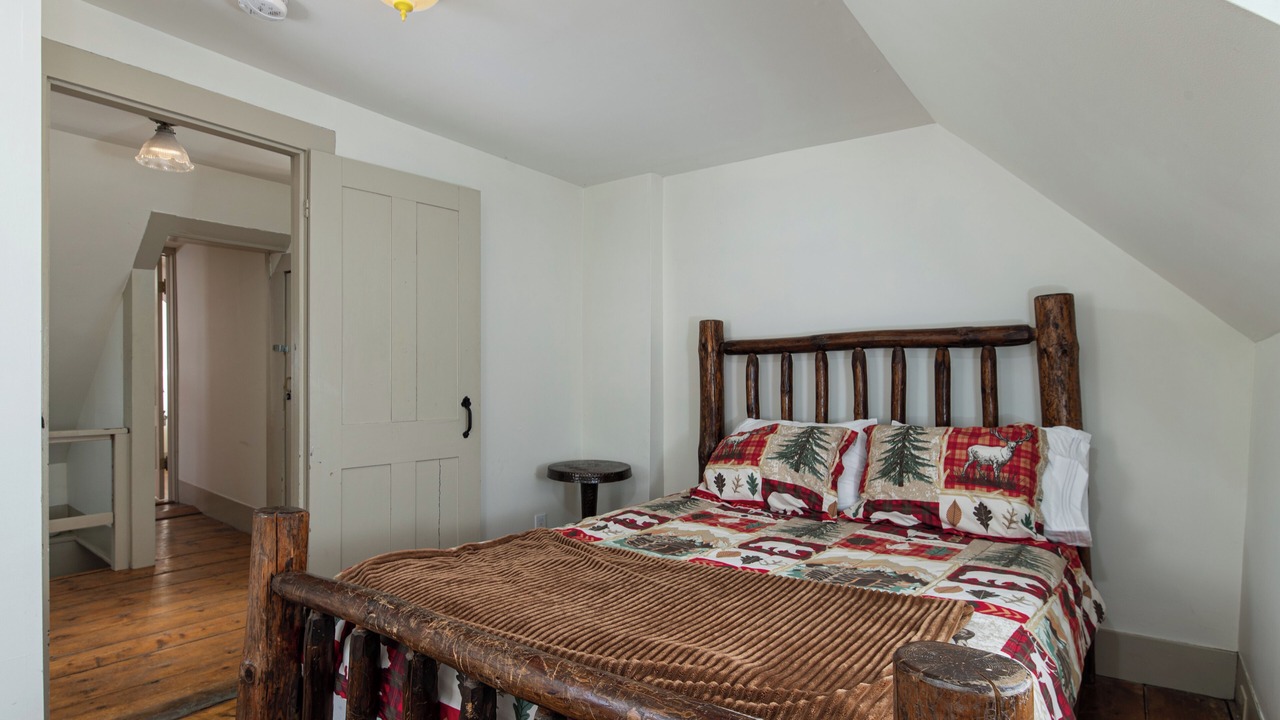 Photo of Bedroom in Belmont