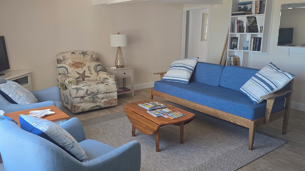 Photo of Livingroom in Jamestown