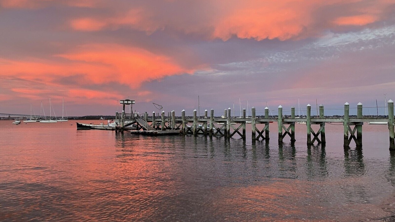 Photo of Others in Jamestown
