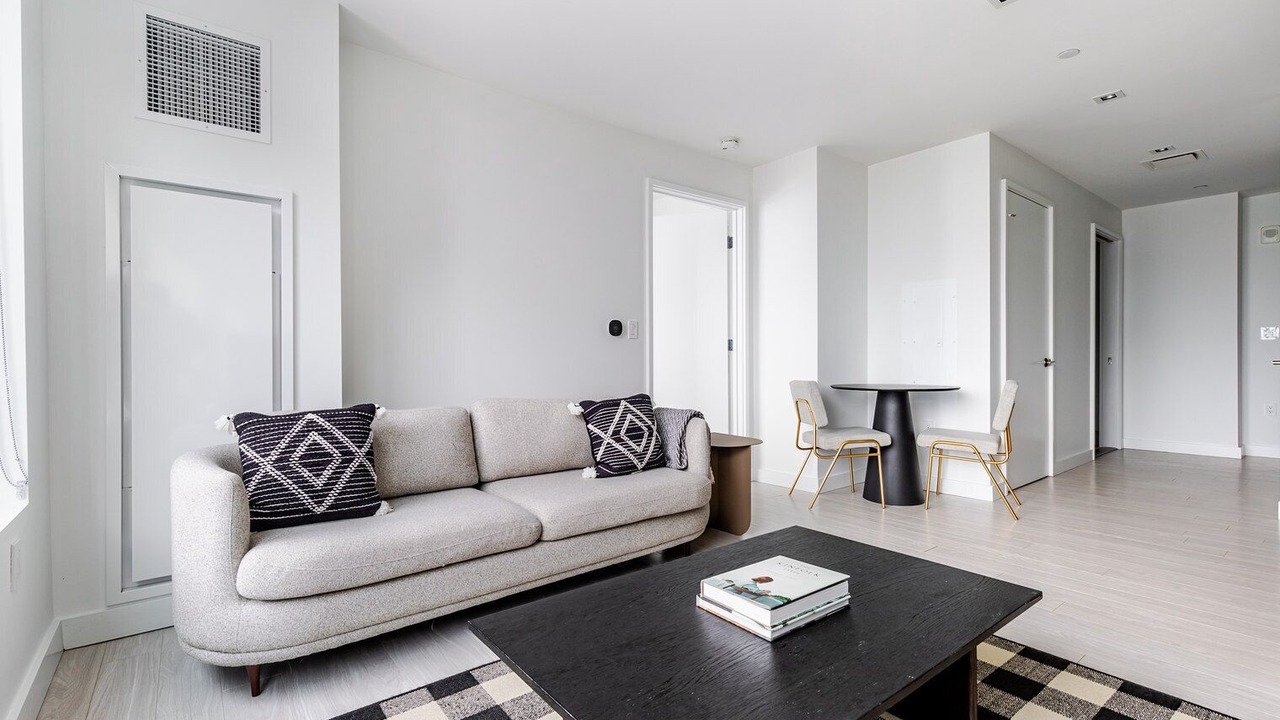 Photo of Livingroom in Seaport District