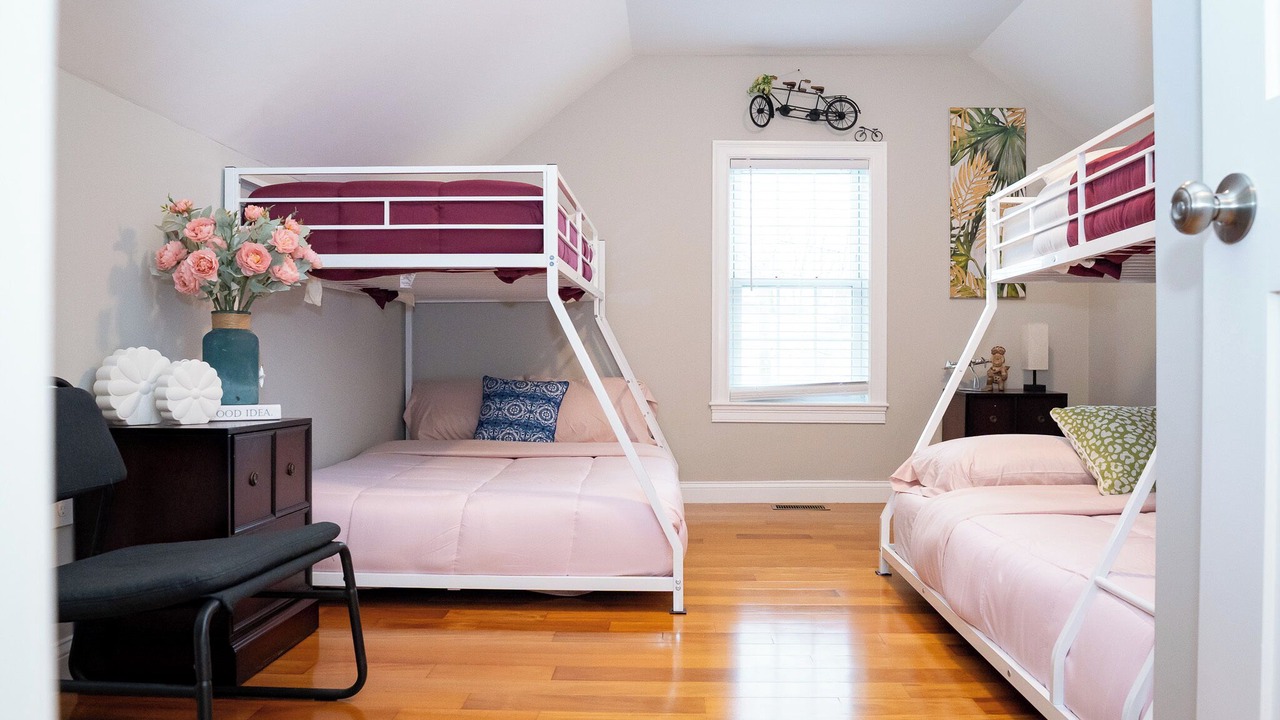 Photo of Bedroom in Fields Corner East