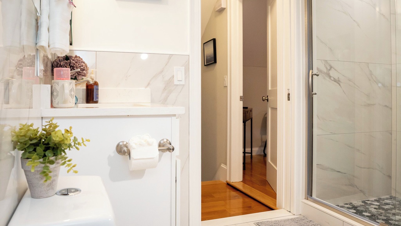 Photo of Bathroom in Fields Corner East
