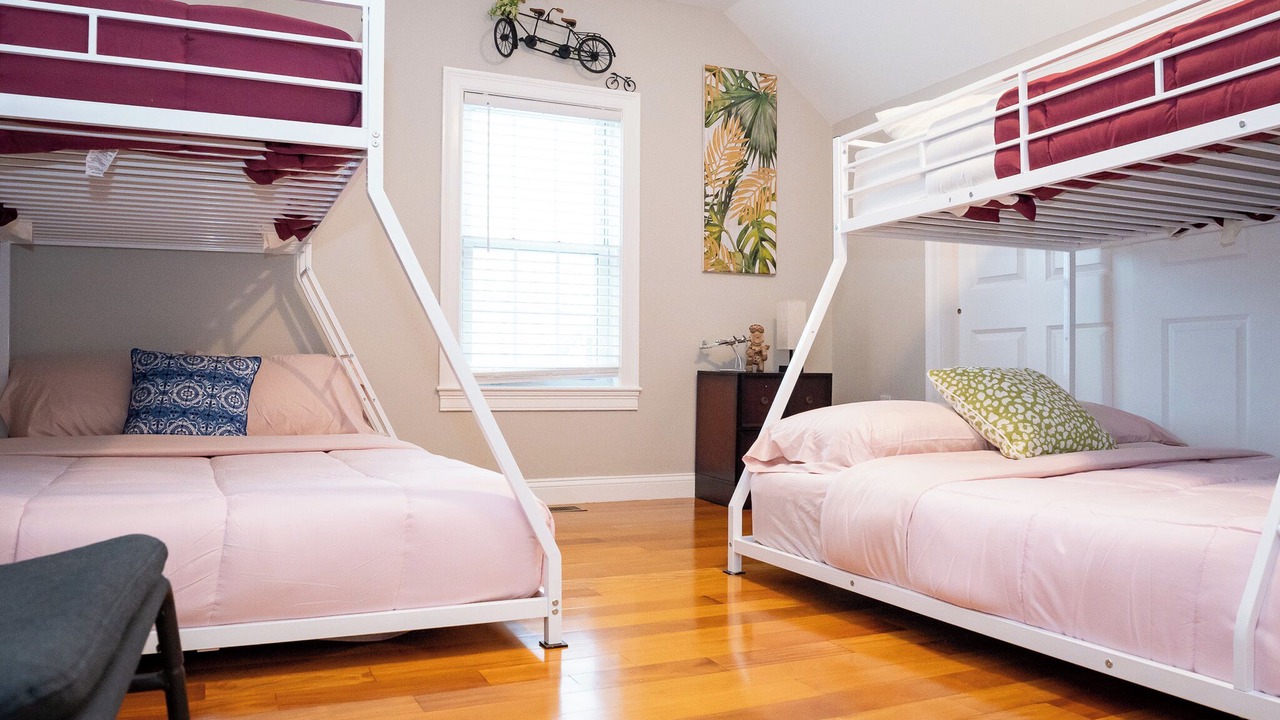 Photo of Bedroom in Fields Corner East