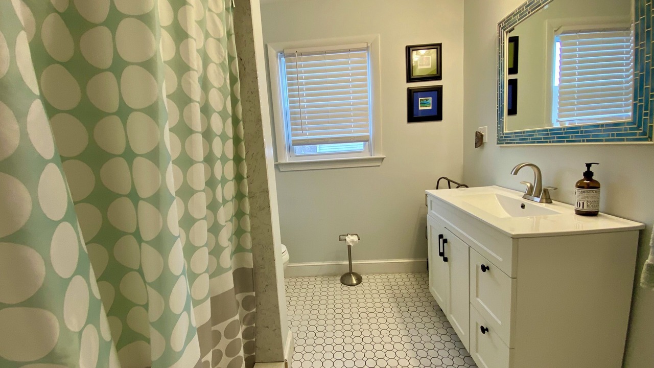Photo of Bathroom in Newport East