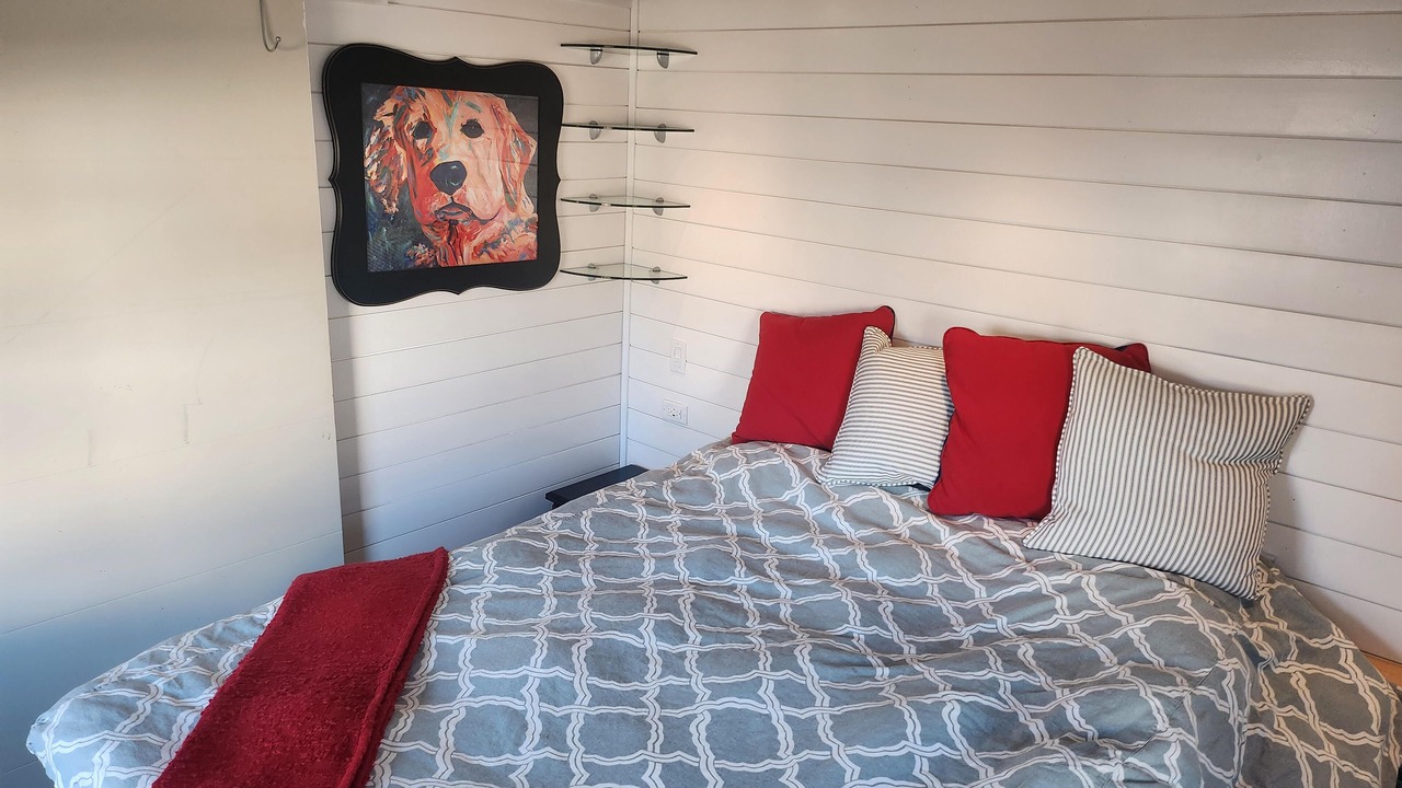 Photo of Bedroom in Lords Point