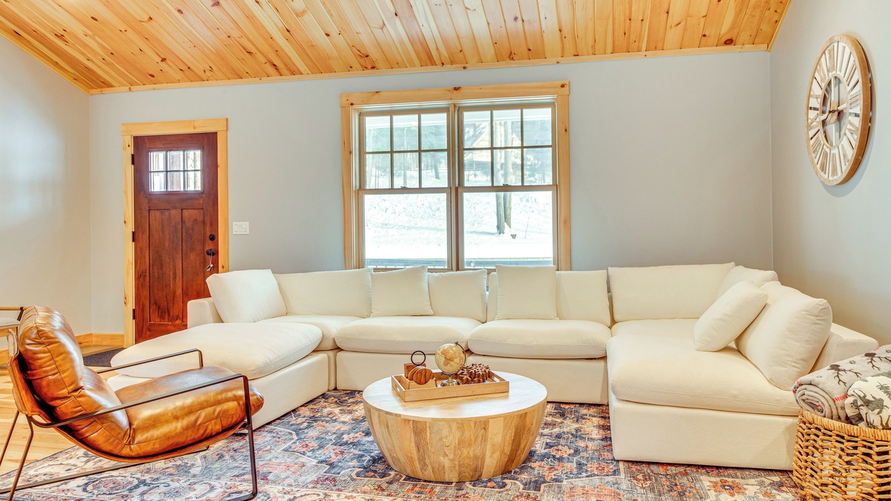Photo of Livingroom in Gilford