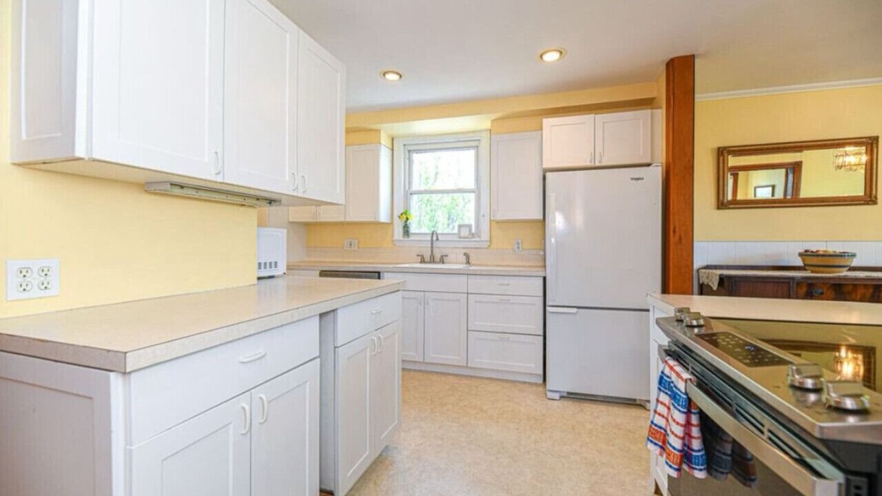 Photo of Kitchen in Pine Point