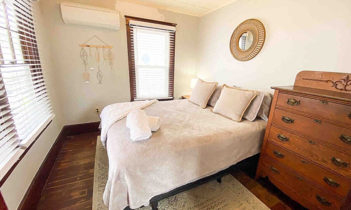Photo of Bedroom in Old Orchard Beach