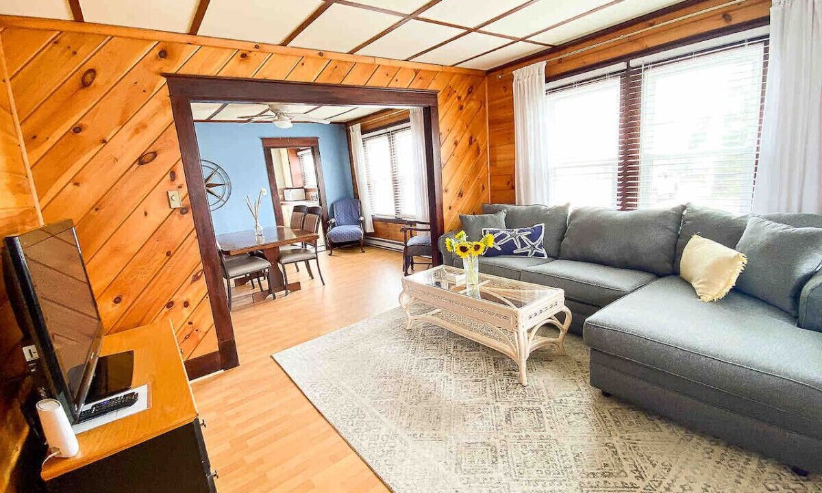Photo of Livingroom in Old Orchard Beach
