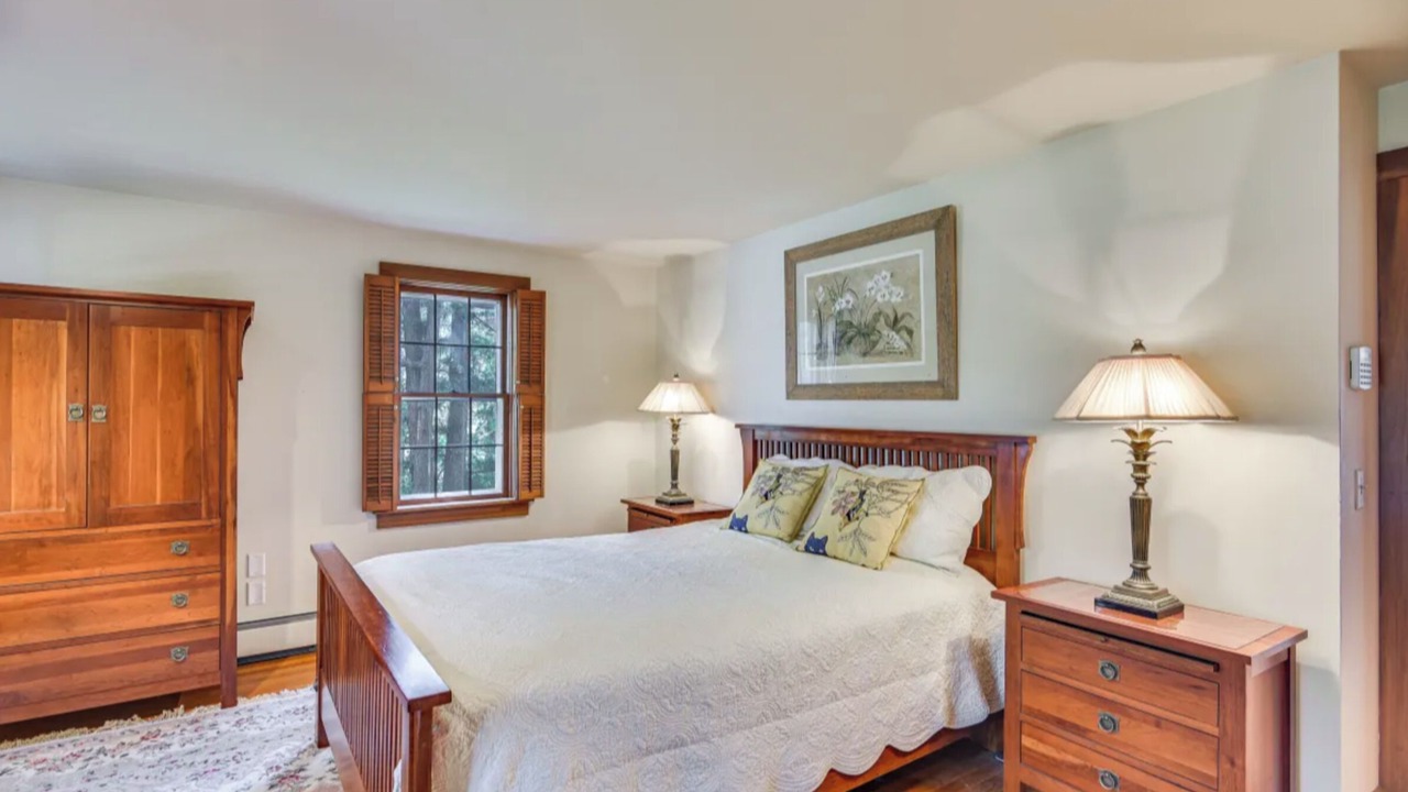 Photo of Bedroom in Tisbury