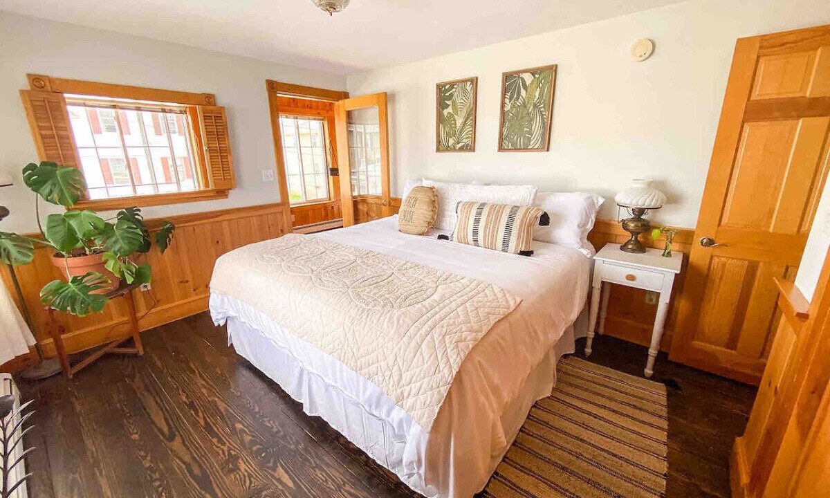 Photo of Bedroom in Old Orchard Beach
